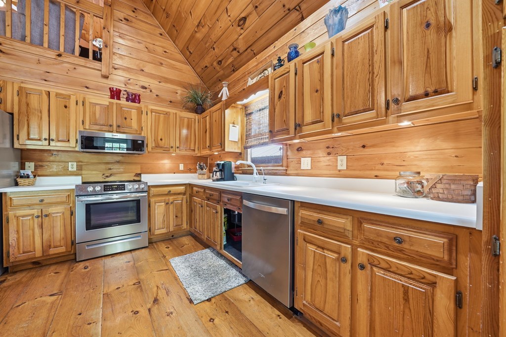105 Blackberry Falls Court