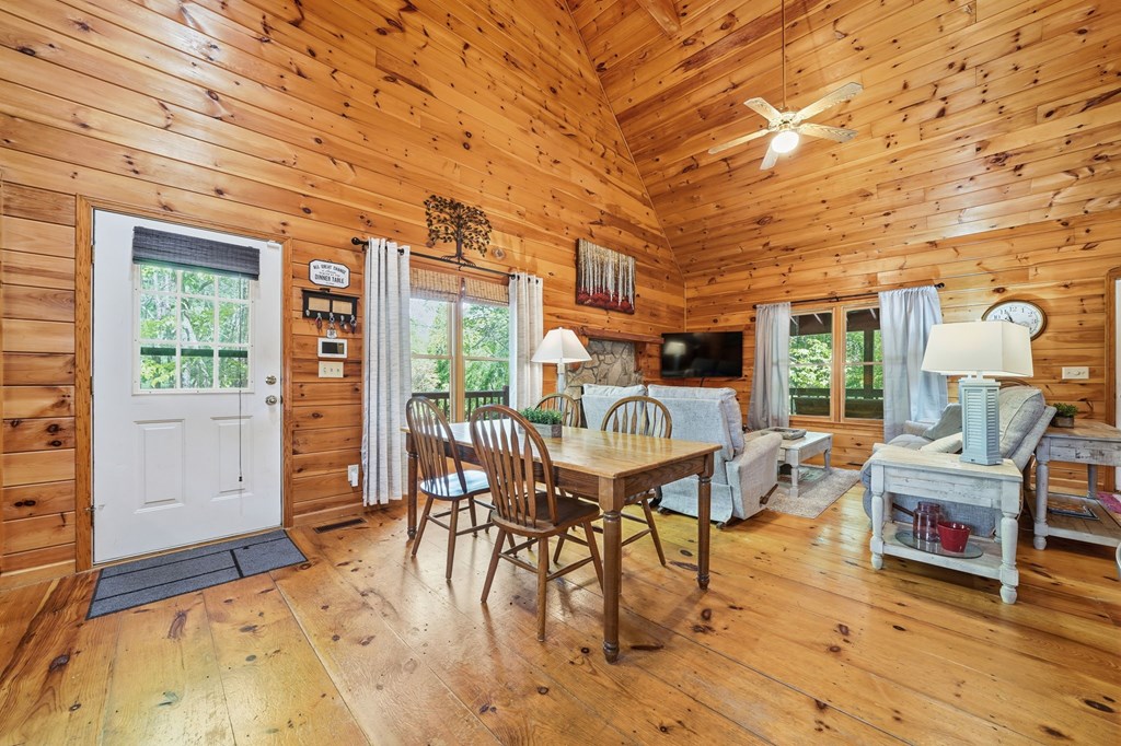 105 Blackberry Falls Court