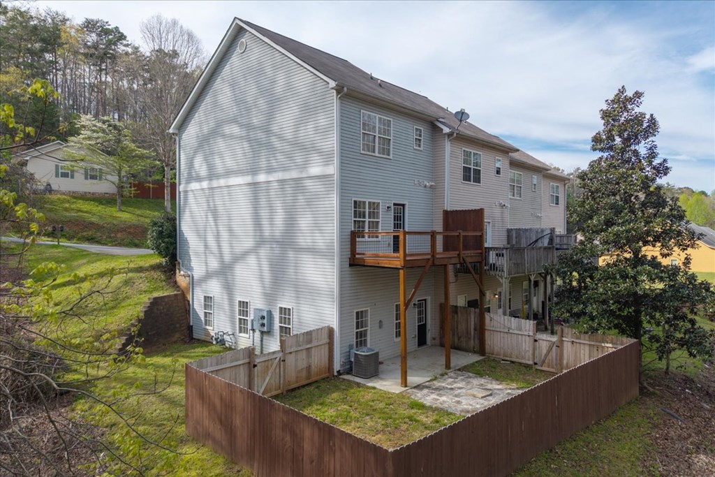 176 Ridgehaven Trail