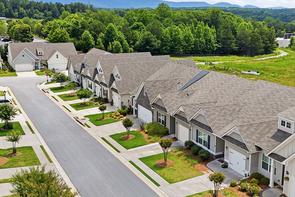 39 Piedmont View Lane