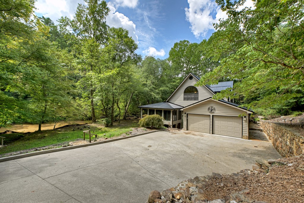 88 Pauls Lane