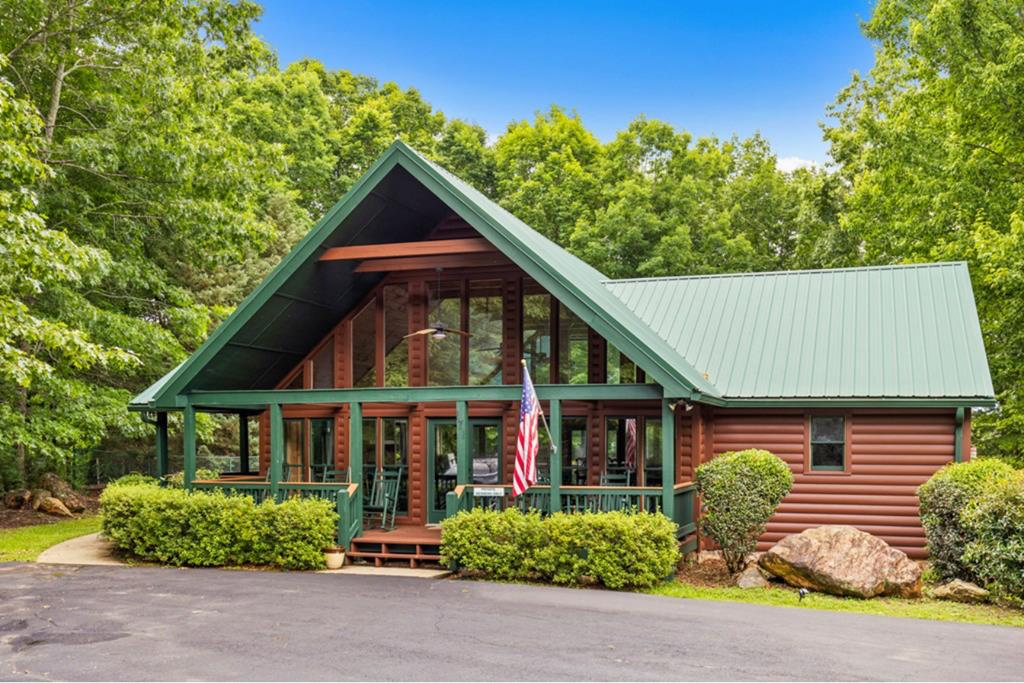 495 Trails End Ridge