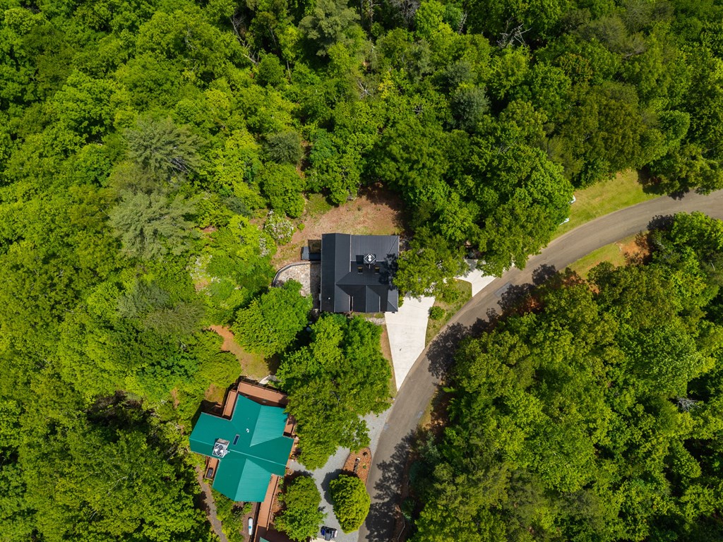 495 Trails End Ridge