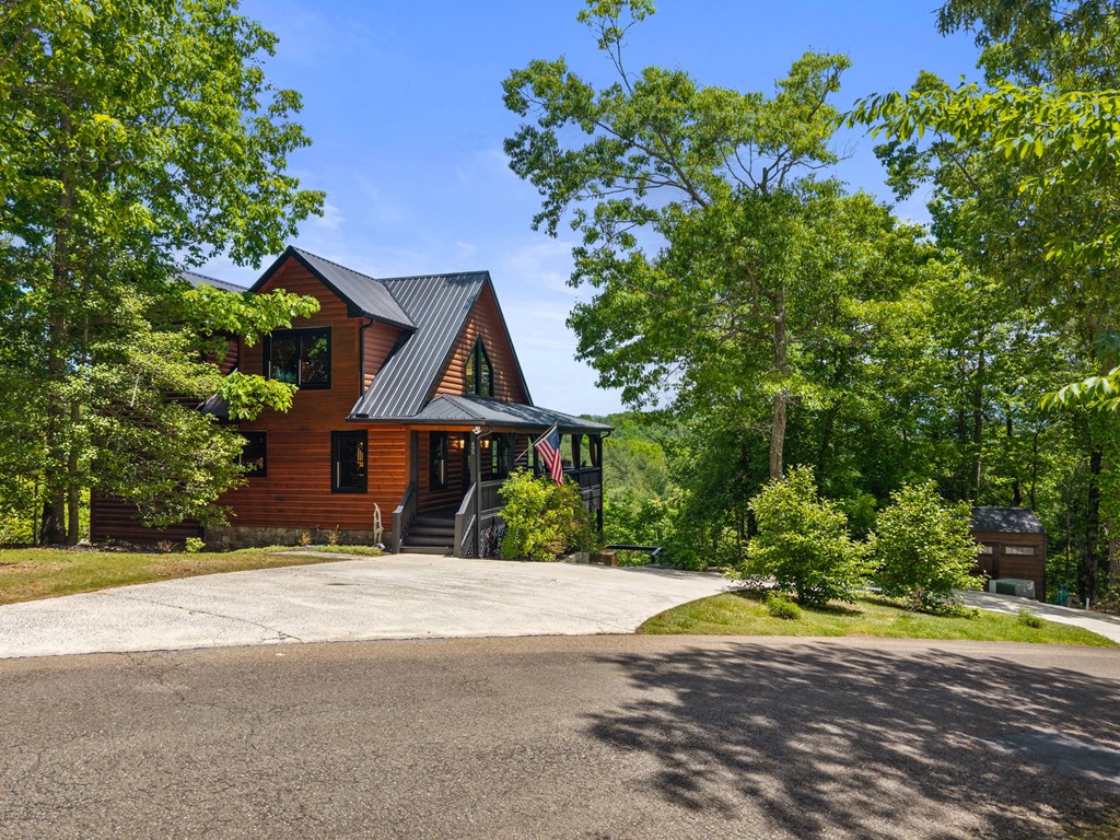 495 Trails End Ridge