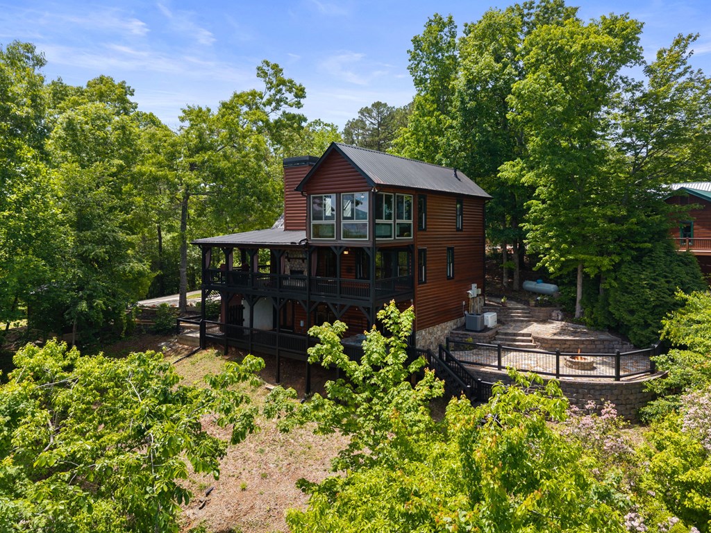 495 Trails End Ridge