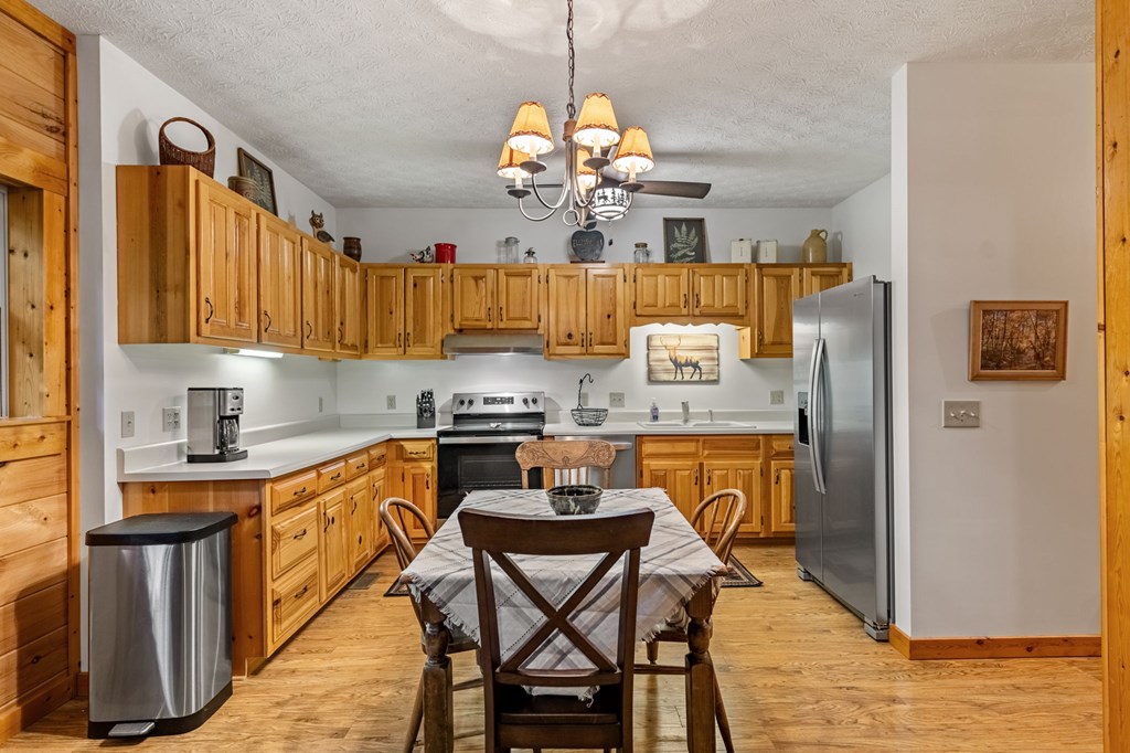 4396 W Hwy 382
