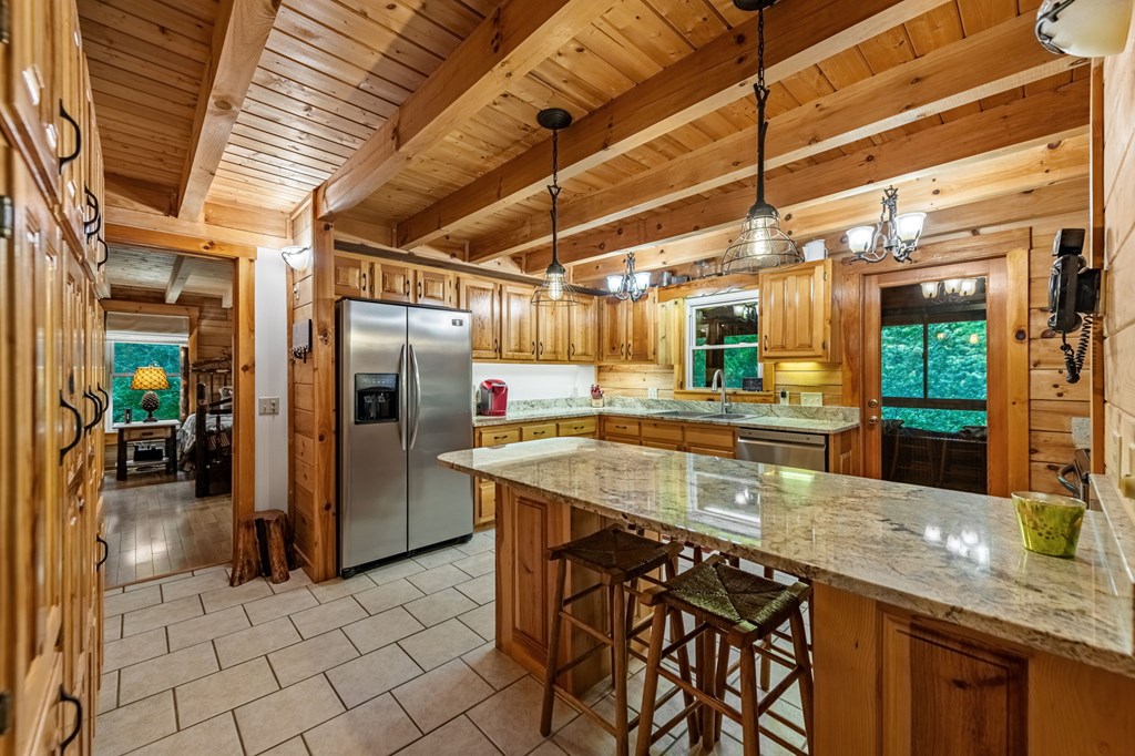 4396 W Hwy 382
