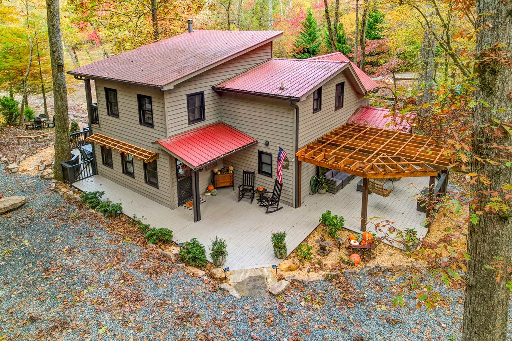 28 Rowland Pointe
