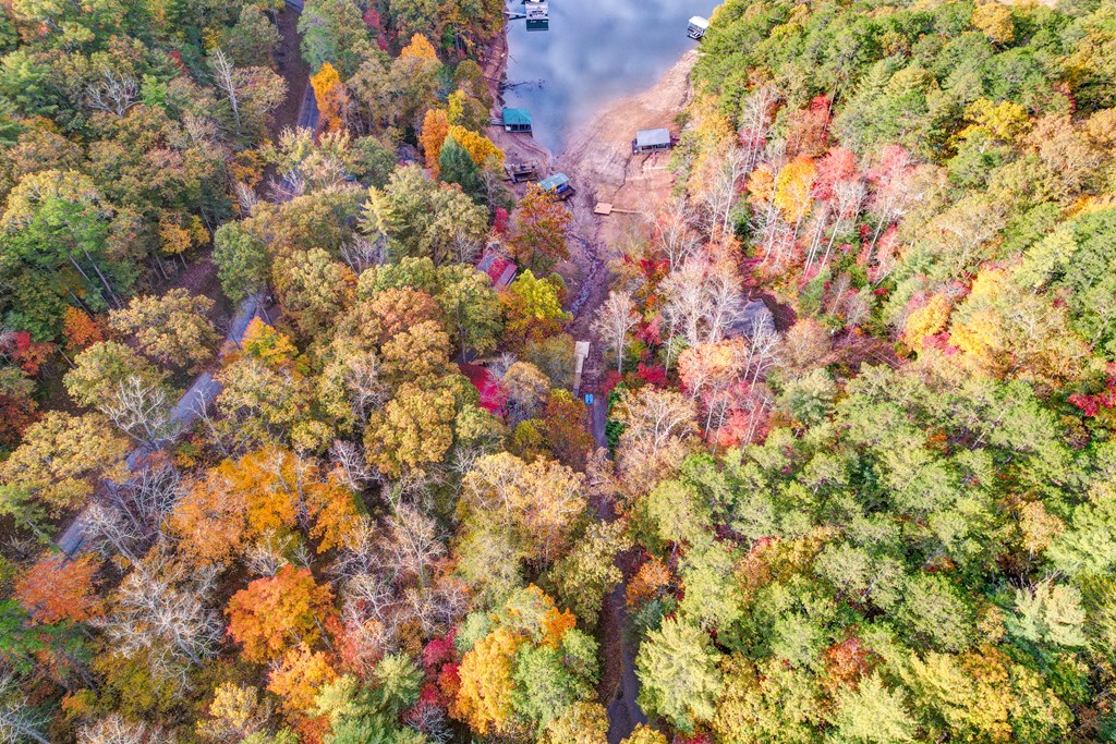 28 Rowland Pointe