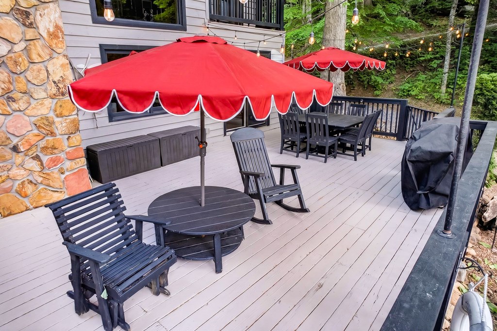 28 Rowland Pointe