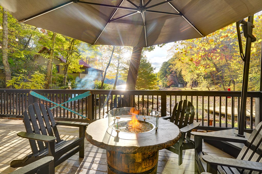 28 Rowland Pointe