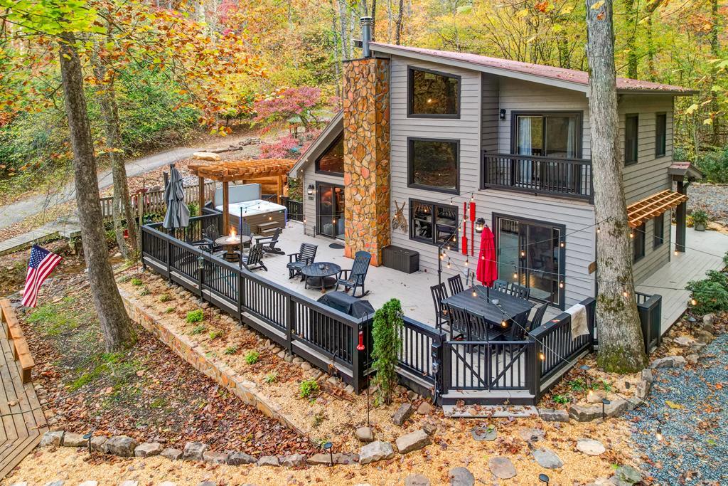 28 Rowland Pointe