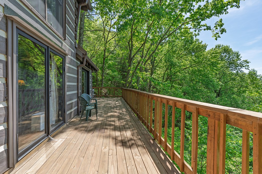 1049 Rockwater Road