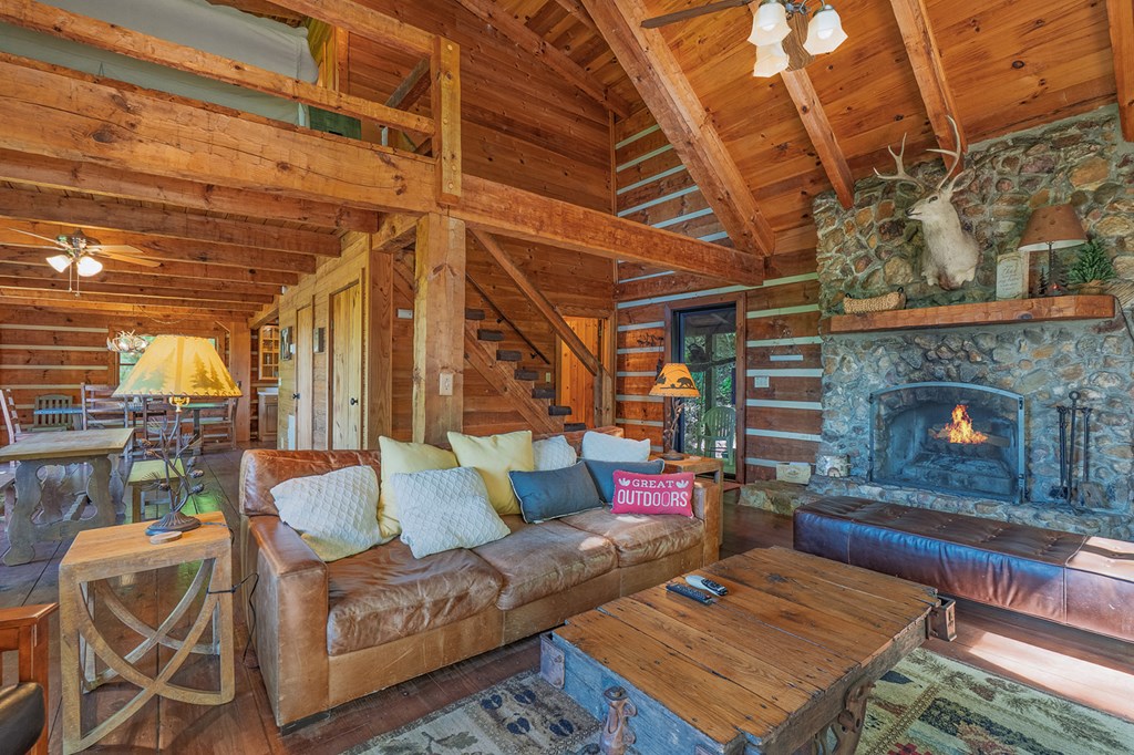 1049 Rockwater Road