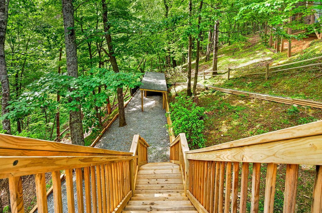 747 Mountain Oak Road