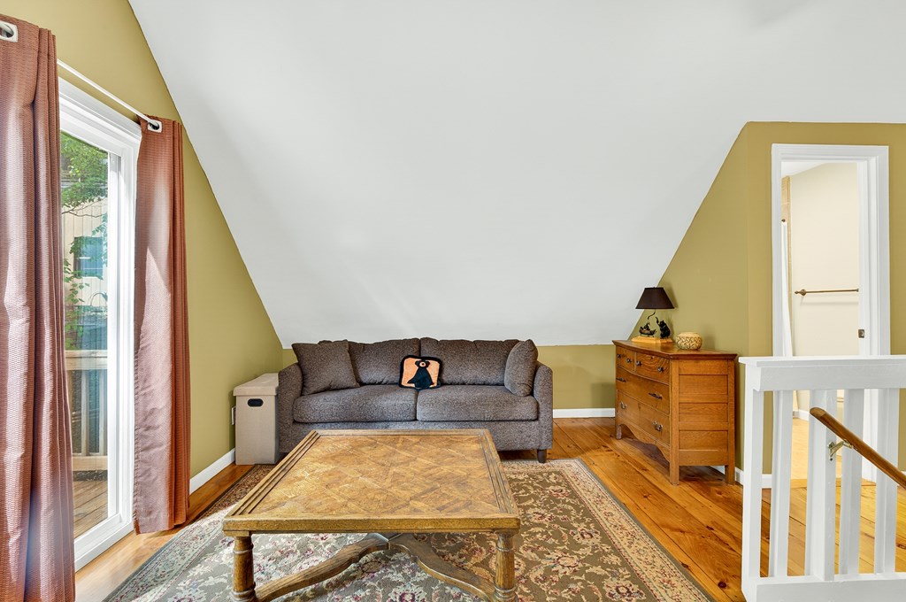 747 Mountain Oak Road