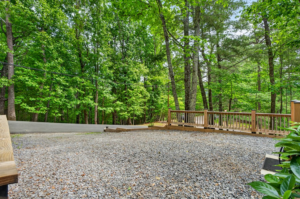 747 Mountain Oak Road