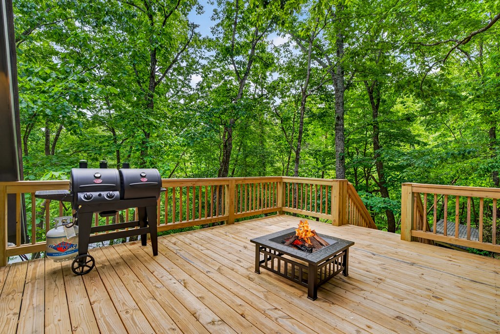 747 Mountain Oak Road
