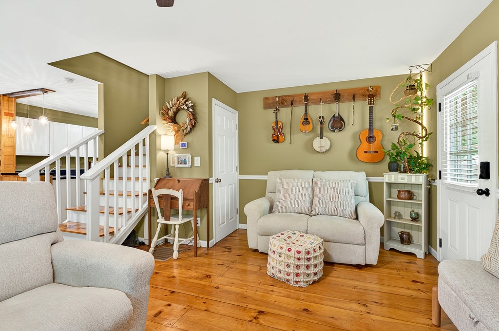 747 Mountain Oak Road