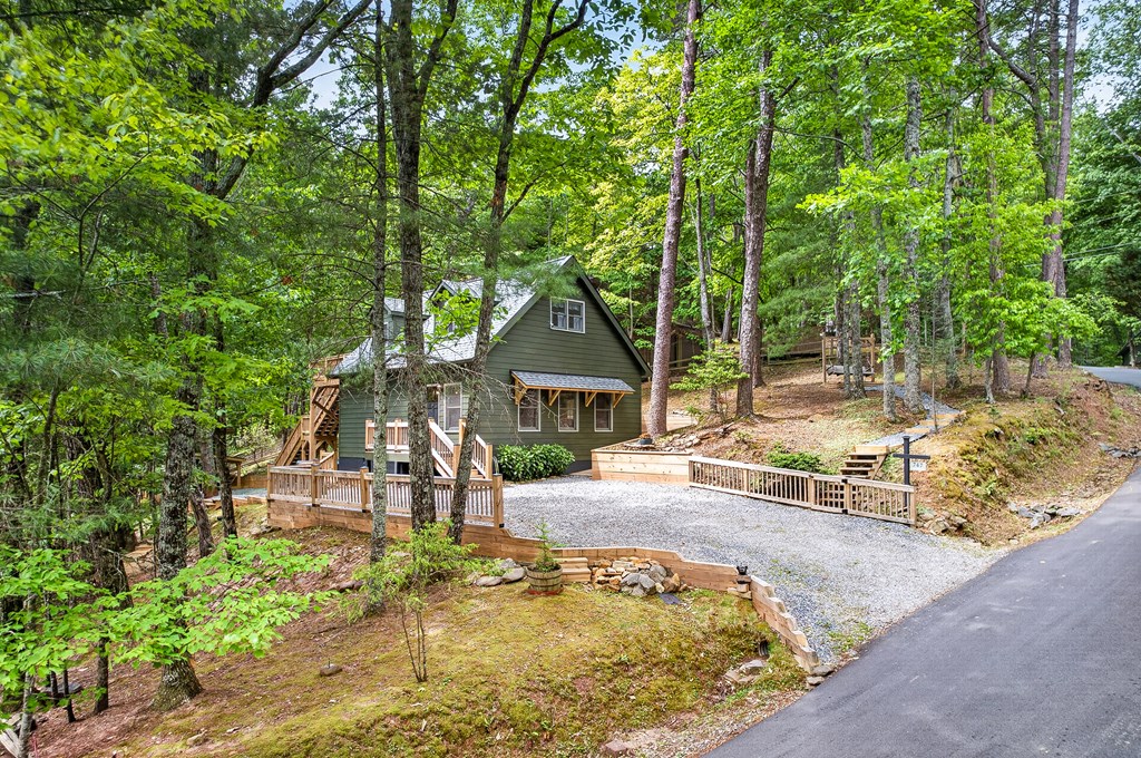 747 Mountain Oak Road