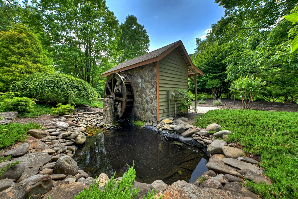 Lot 106 Mountain Creek Hollow Drive