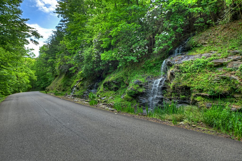 Lot 106 Mountain Creek Hollow Drive