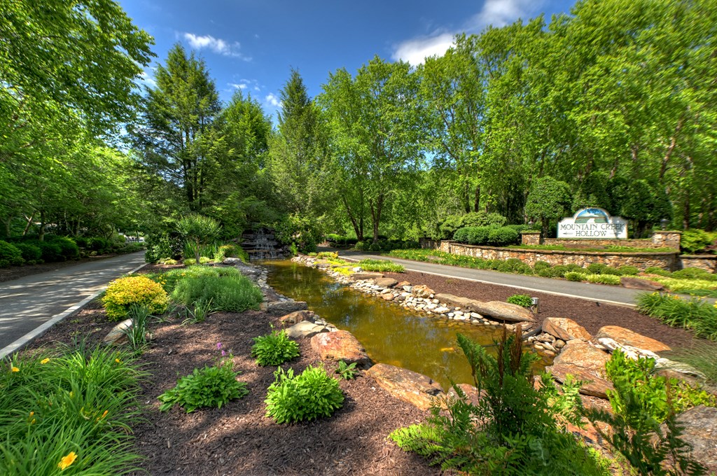 Lot 106 Mountain Creek Hollow Drive