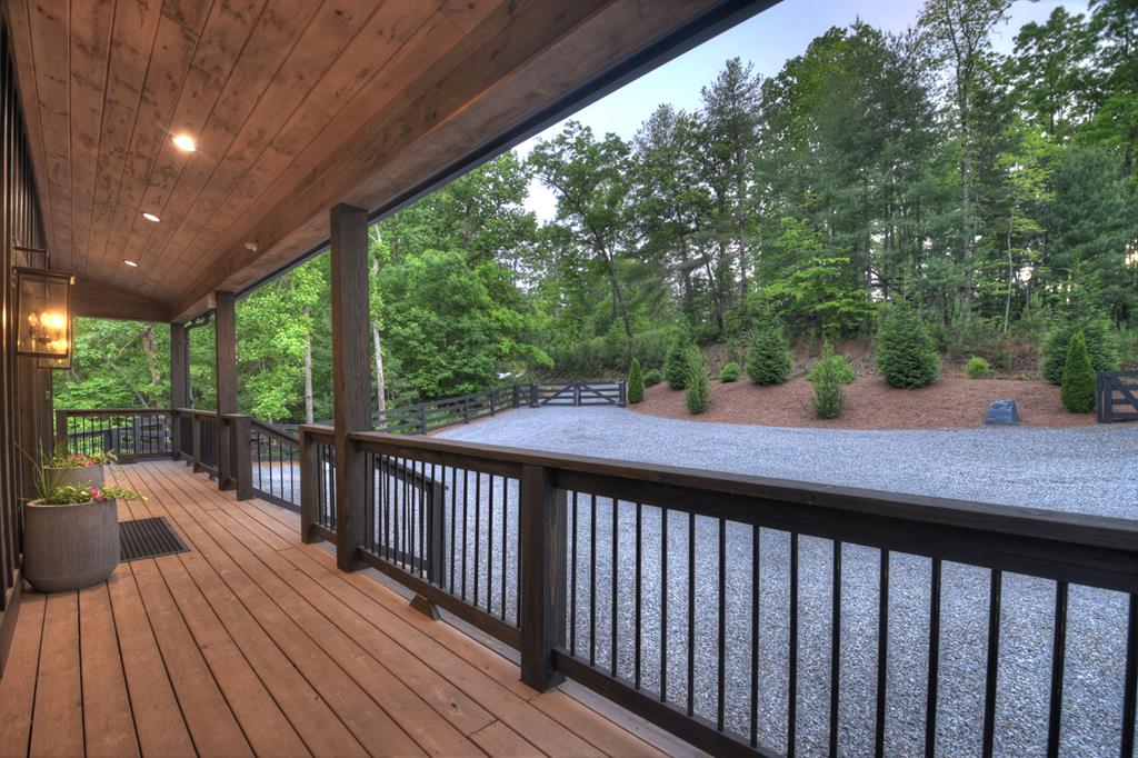 819 Hap Holt Road