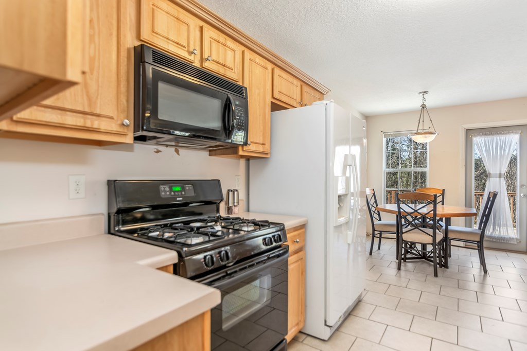 8810 Brookhurst Trl
