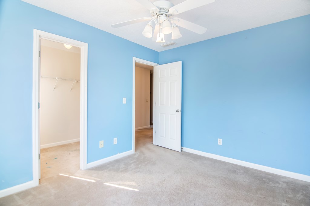 8810 Brookhurst Trl