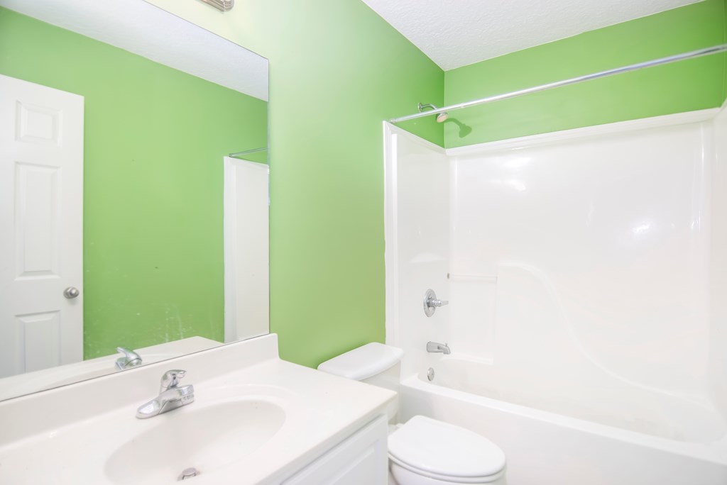 8810 Brookhurst Trl