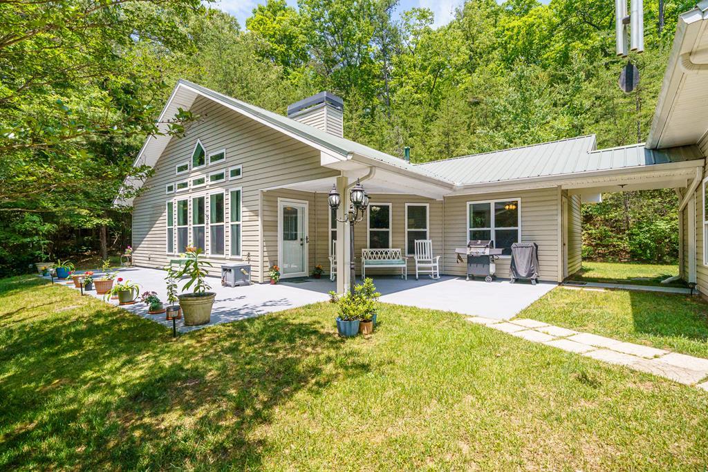 9121 Roy Road