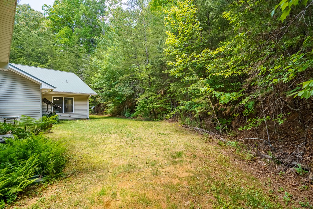 9121 Roy Road