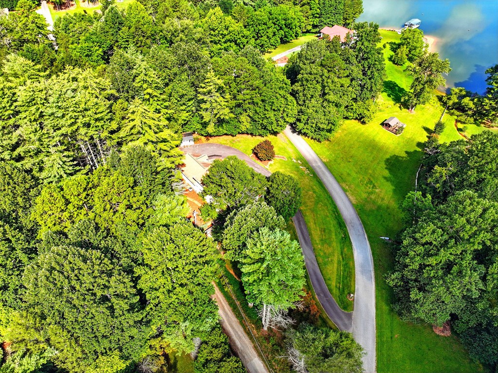 27 Twin Brook Drive
