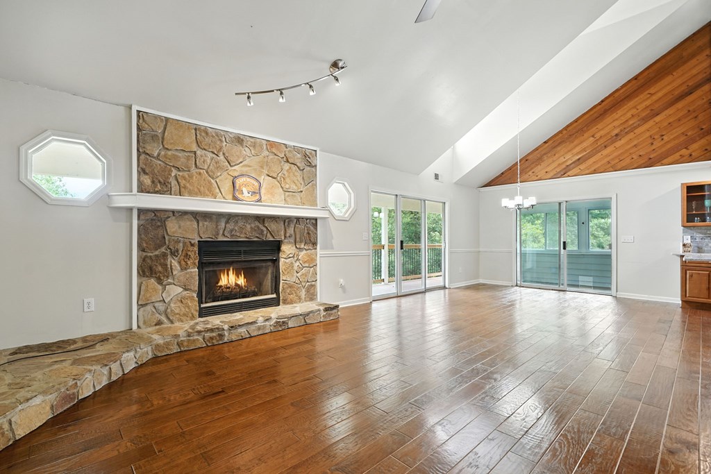 27 Twin Brook Drive