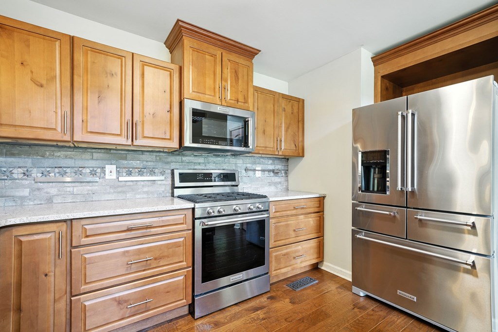 27 Twin Brook Drive