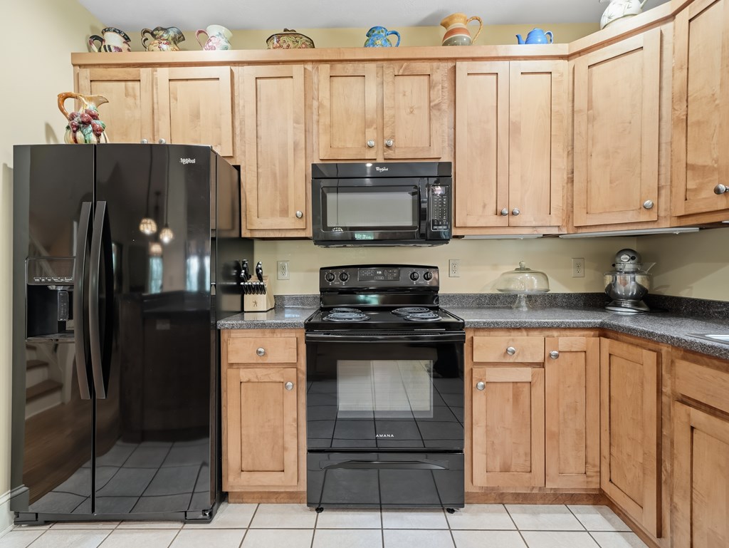1110 Chatsworth Hwy