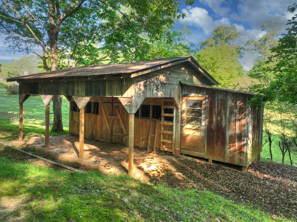 1575 Yukon Road