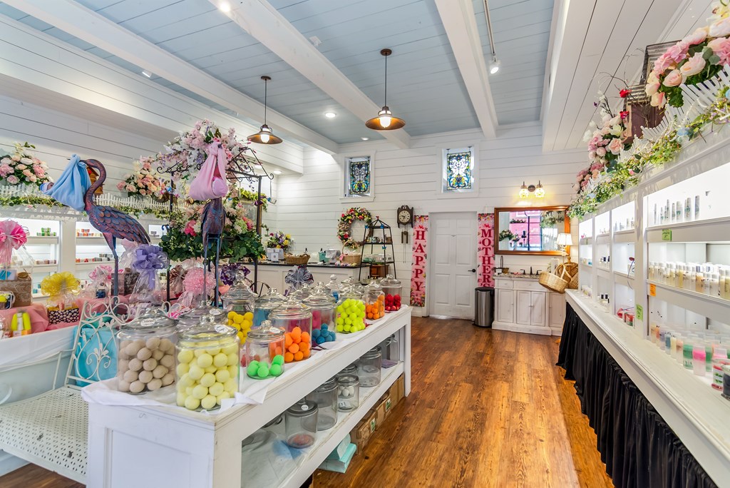 28 N Main Street