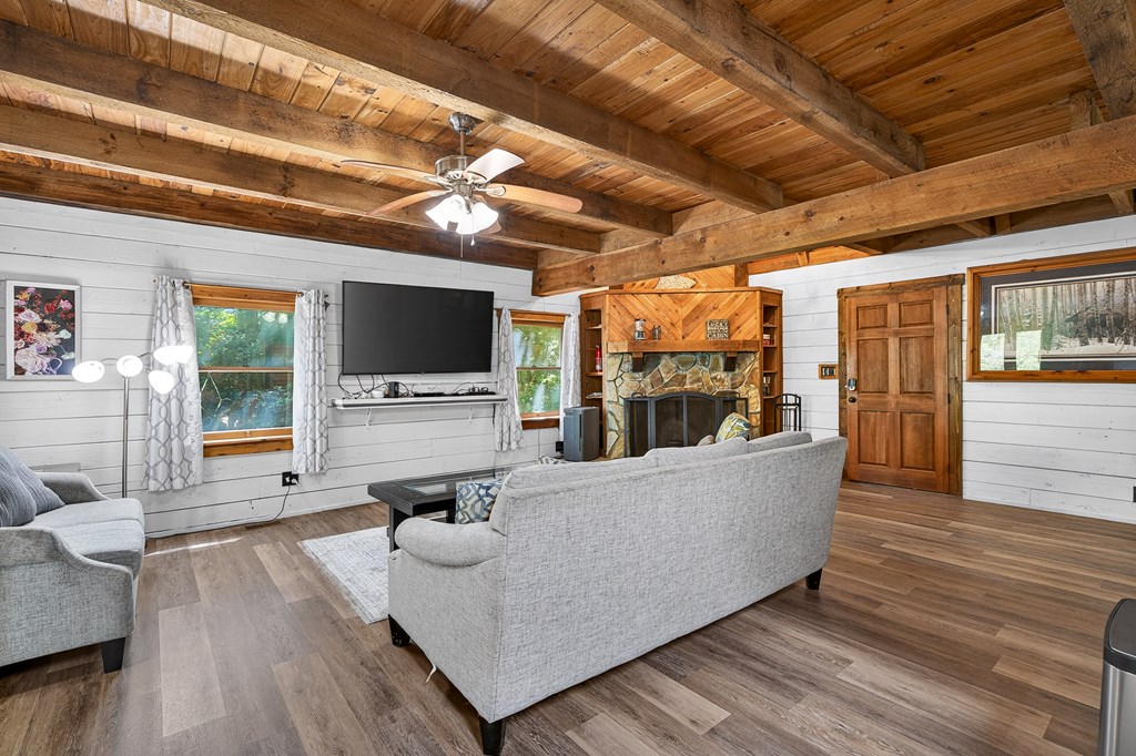 184 Grey Fox Trail