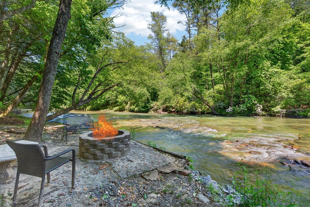 184 Grey Fox Trail