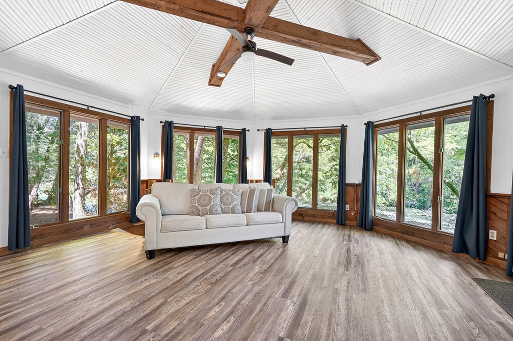 184 Grey Fox Trail