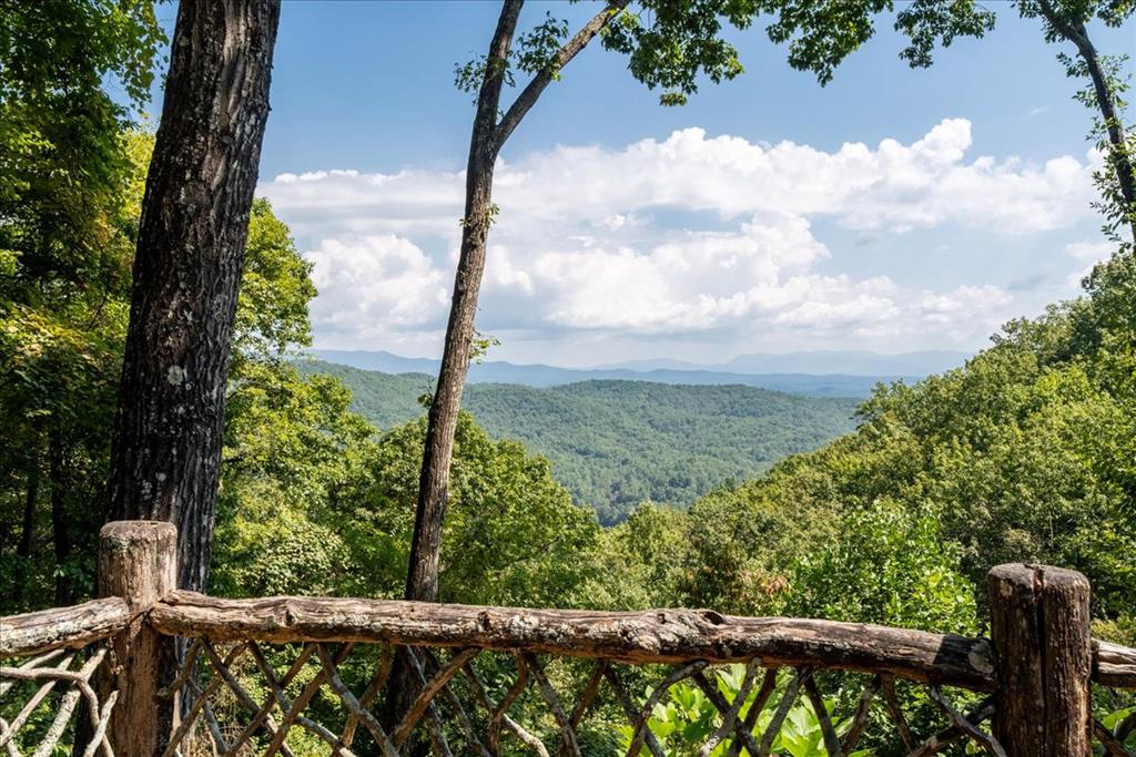 Lot 46 Utana Bluffs Trail