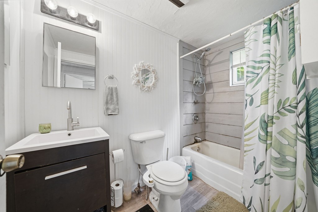 231 Ada Street
