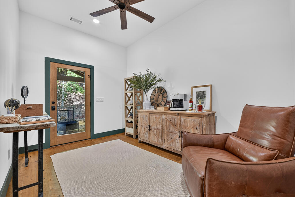 91 Edgewater Drive