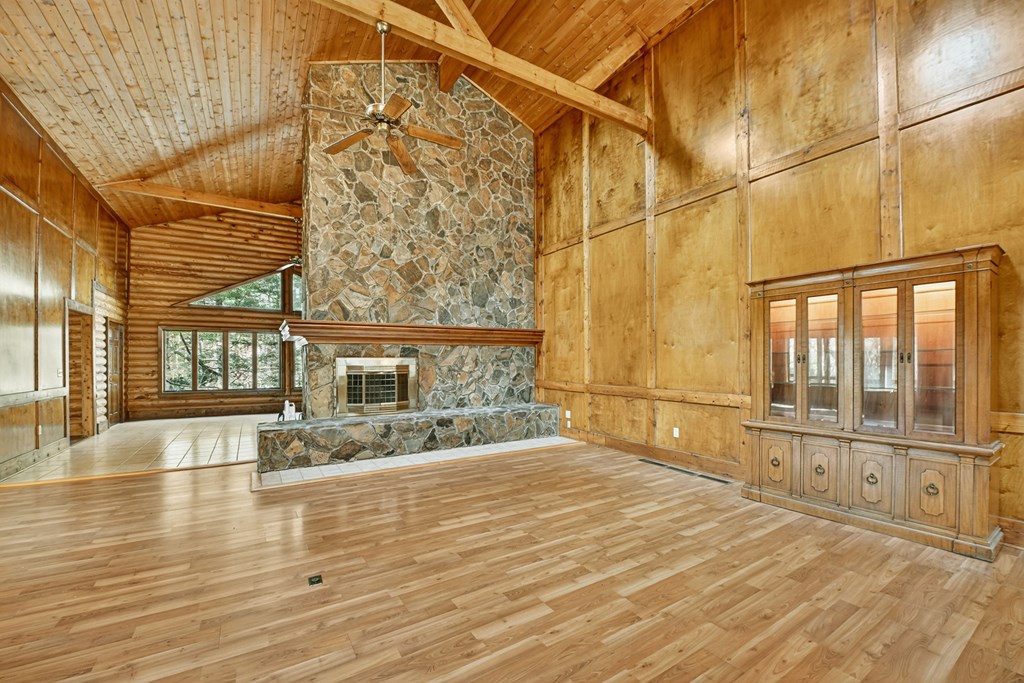 200 Lookiba Lane