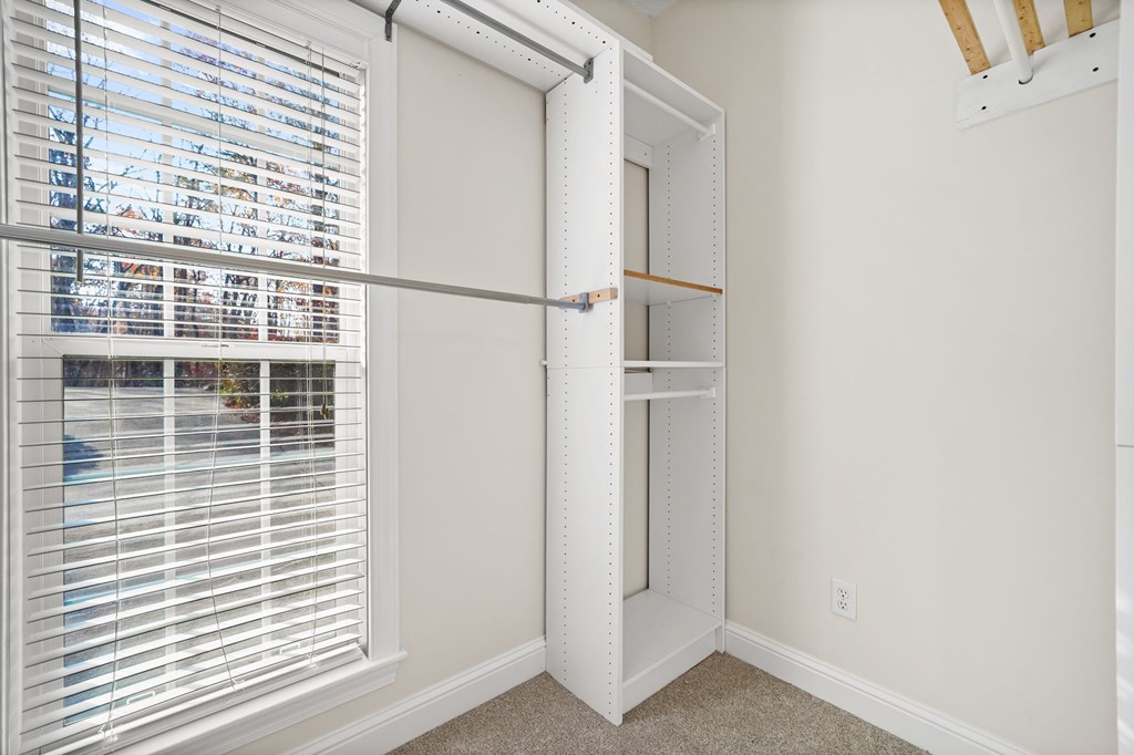 82 Thornwood Court