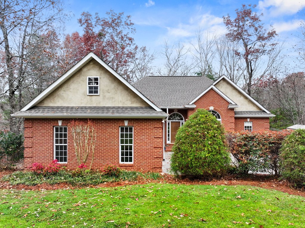 82 Thornwood Court