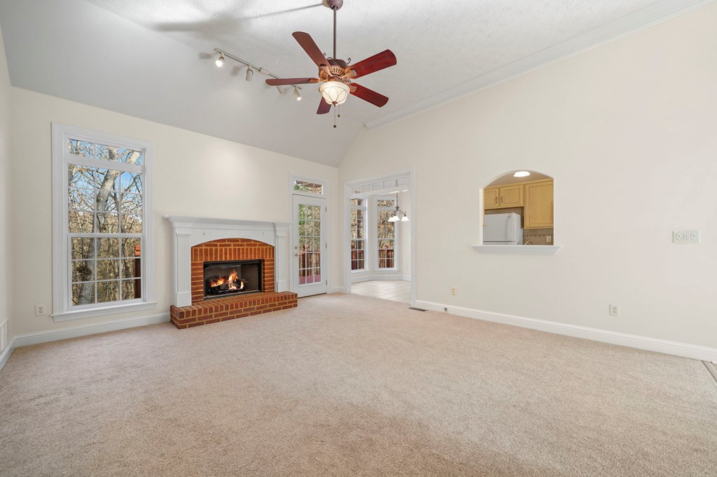 82 Thornwood Court