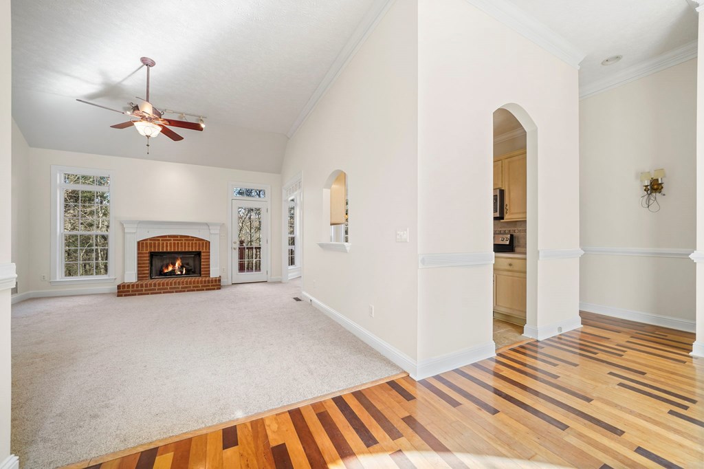 82 Thornwood Court